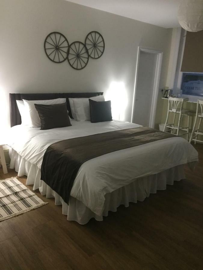 Good Intent Rooms Waltham Abbey Exterior foto